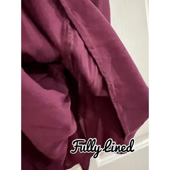 NWT Le Lis Burgundy Tiered Lined Ruffle Side Zip Back Button Easy to Wear Dress - Picture 7 of 10